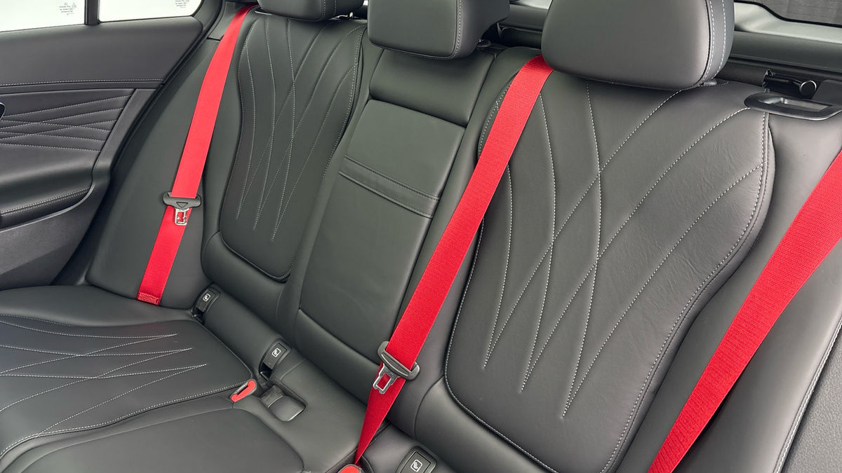 Used Mercedes-Benz C Class 2025 for sale - 77277051: Photo 8