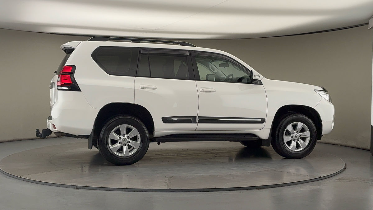 Used Toyota Land Cruiser 2022 for sale - 77521793: Photo 38