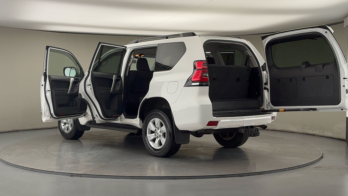 Used Toyota Land Cruiser 2022 for sale - 77521793: Photo 44