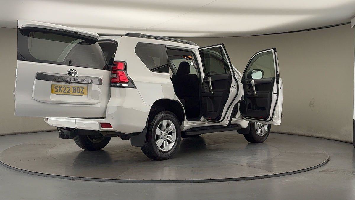 Used Toyota Land Cruiser 2022 for sale - 77521793: Photo 59