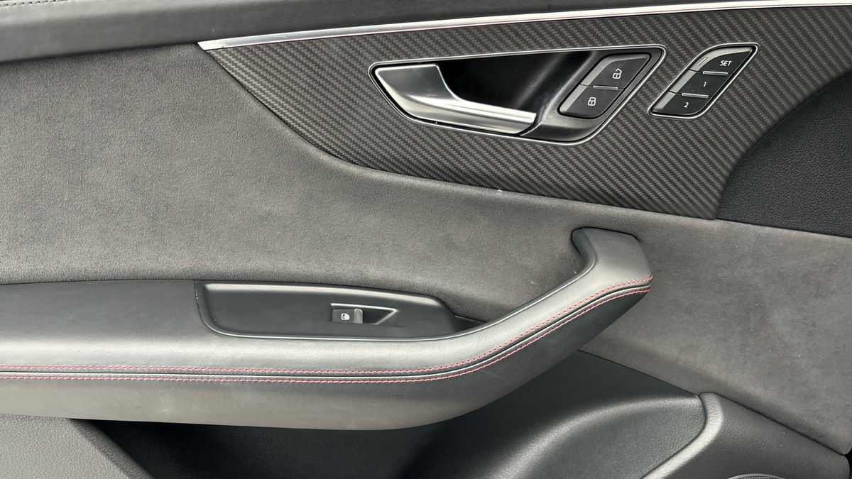 Used Audi RS Q8 2023 for sale - 77277056: Photo 19