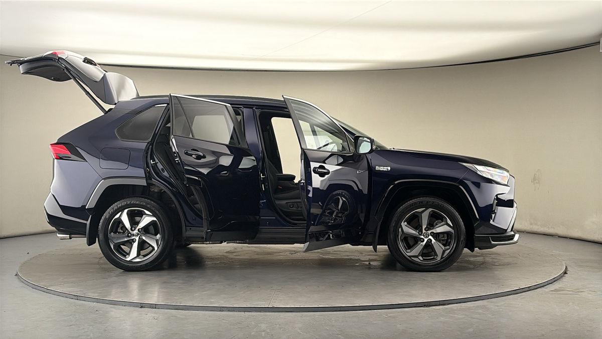 Used Toyota RAV4 2023 for sale - 77821836: Photo 55