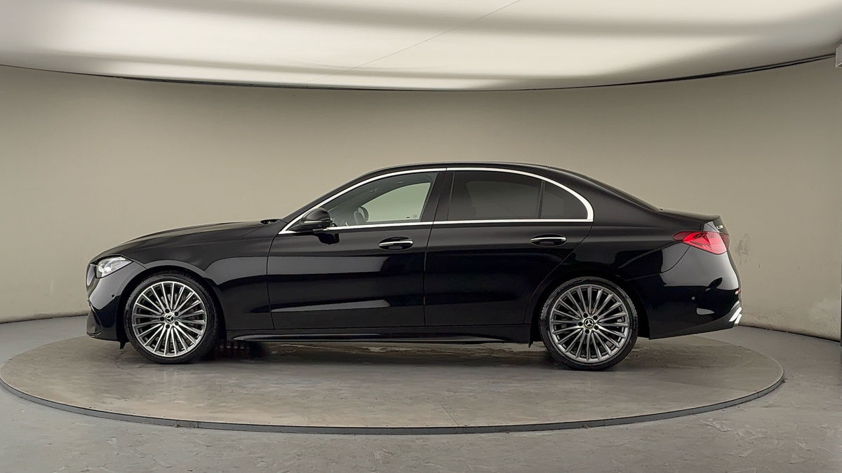 Used Mercedes-Benz C Class 2024 for sale - 76974109: Photo 27