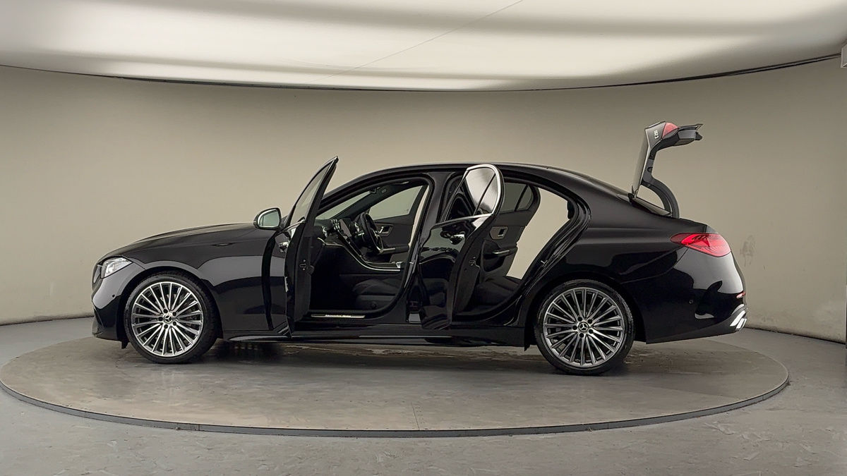 Used Mercedes-Benz C Class 2024 for sale - 76974109: Photo 46