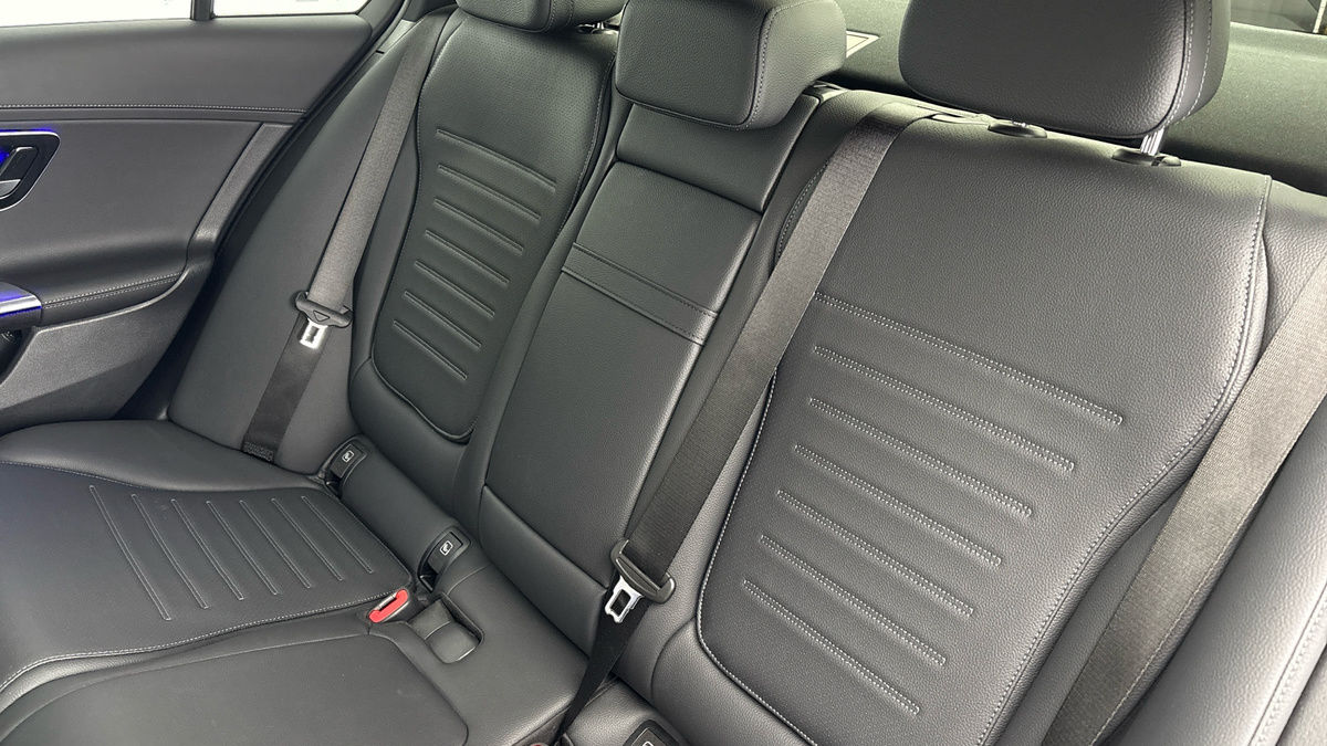 Used Mercedes-Benz C Class 2024 for sale - 76974109: Photo 8