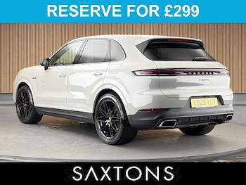 Used Porsche Cayenne 2025 for sale - 79144855: Photo