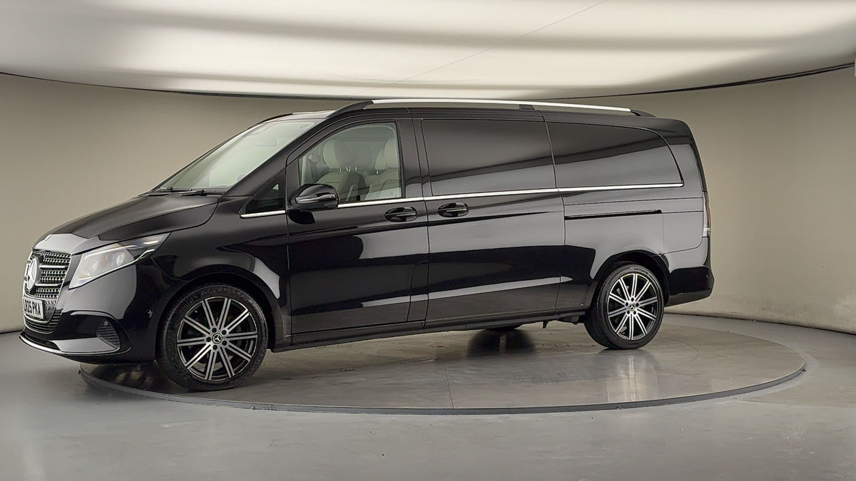 Used Mercedes-Benz V-Class 2025 for sale - 78111605: Photo 31