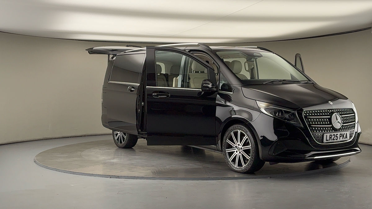 Used Mercedes-Benz V-Class 2025 for sale - 78111605: Photo 55