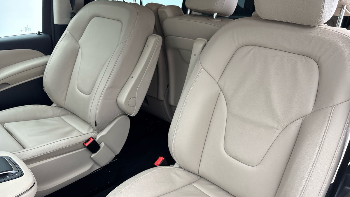 Used Mercedes-Benz V-Class 2025 for sale - 78111605: Photo 7