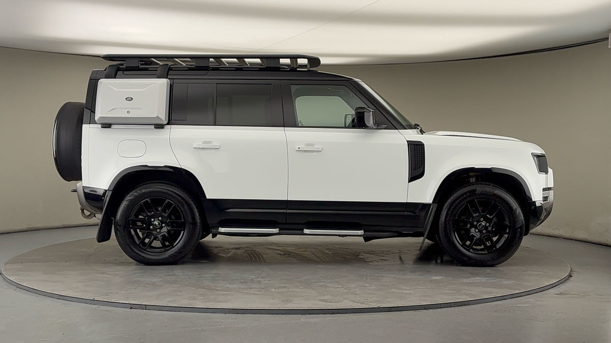 Used Land Rover Defender 110 2024 for sale - 77395046: Photo 16