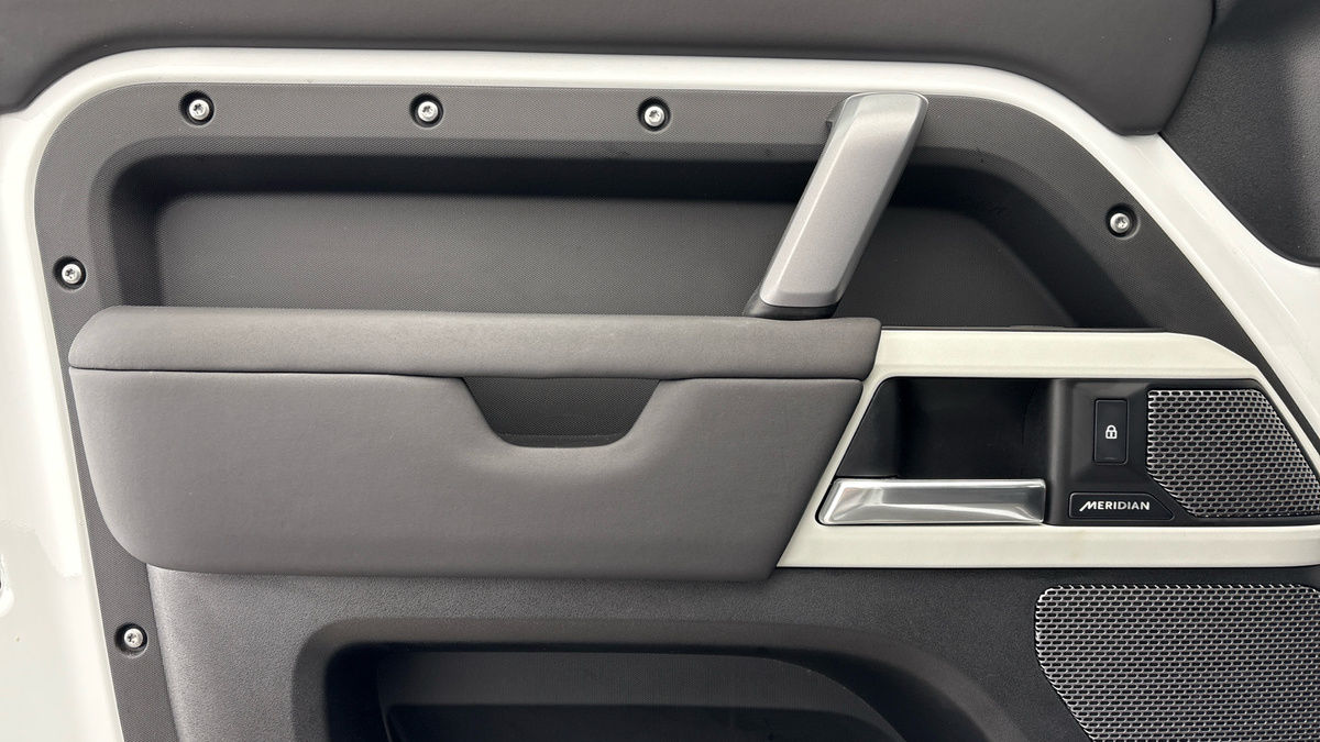 Used Land Rover Defender 110 2024 for sale - 77395046: Photo 19