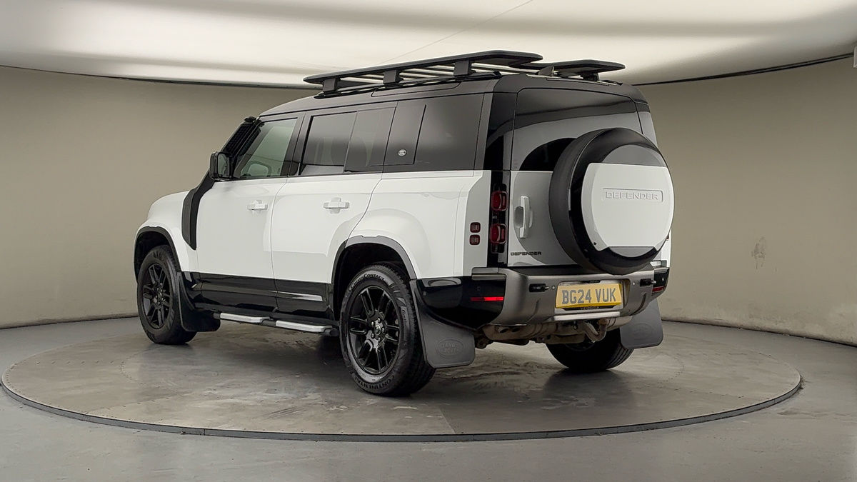 Used Land Rover Defender 110 2024 for sale - 77395046: Photo 2