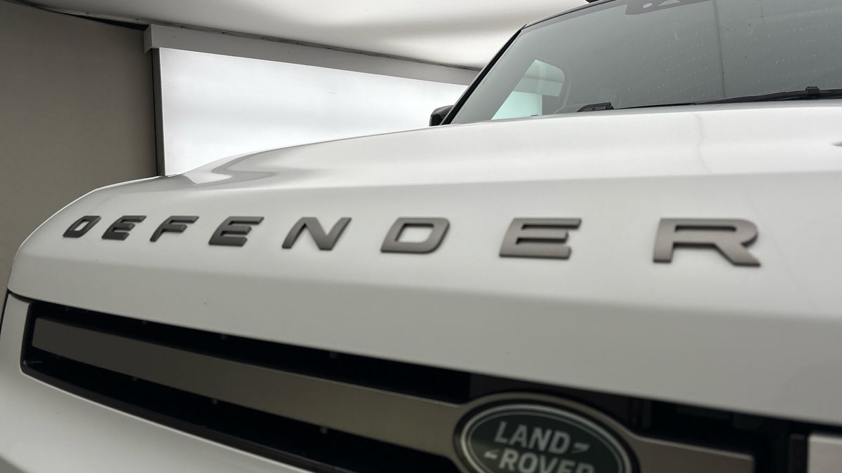 Used Land Rover Defender 110 2024 for sale - 77395046: Photo 24