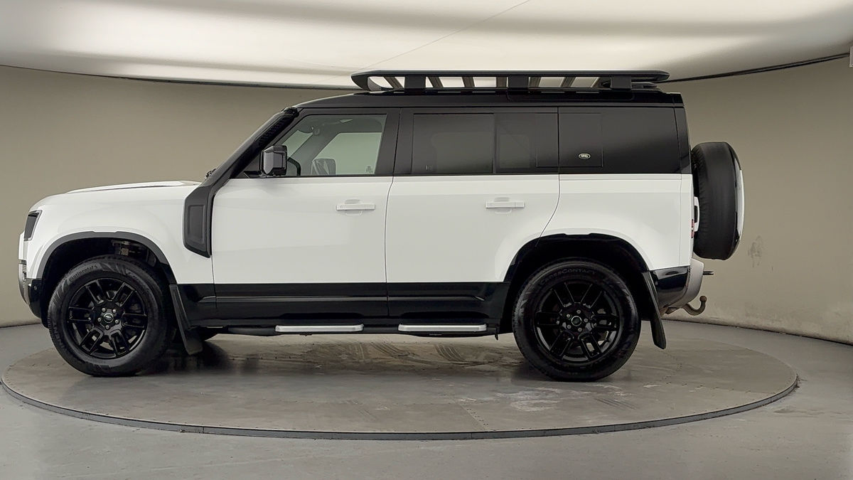 Used Land Rover Defender 110 2024 for sale - 77395046: Photo 28