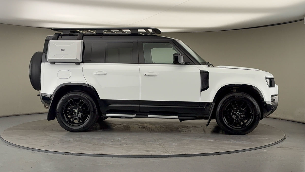 Used Land Rover Defender 110 2024 for sale - 77395046: Photo 37