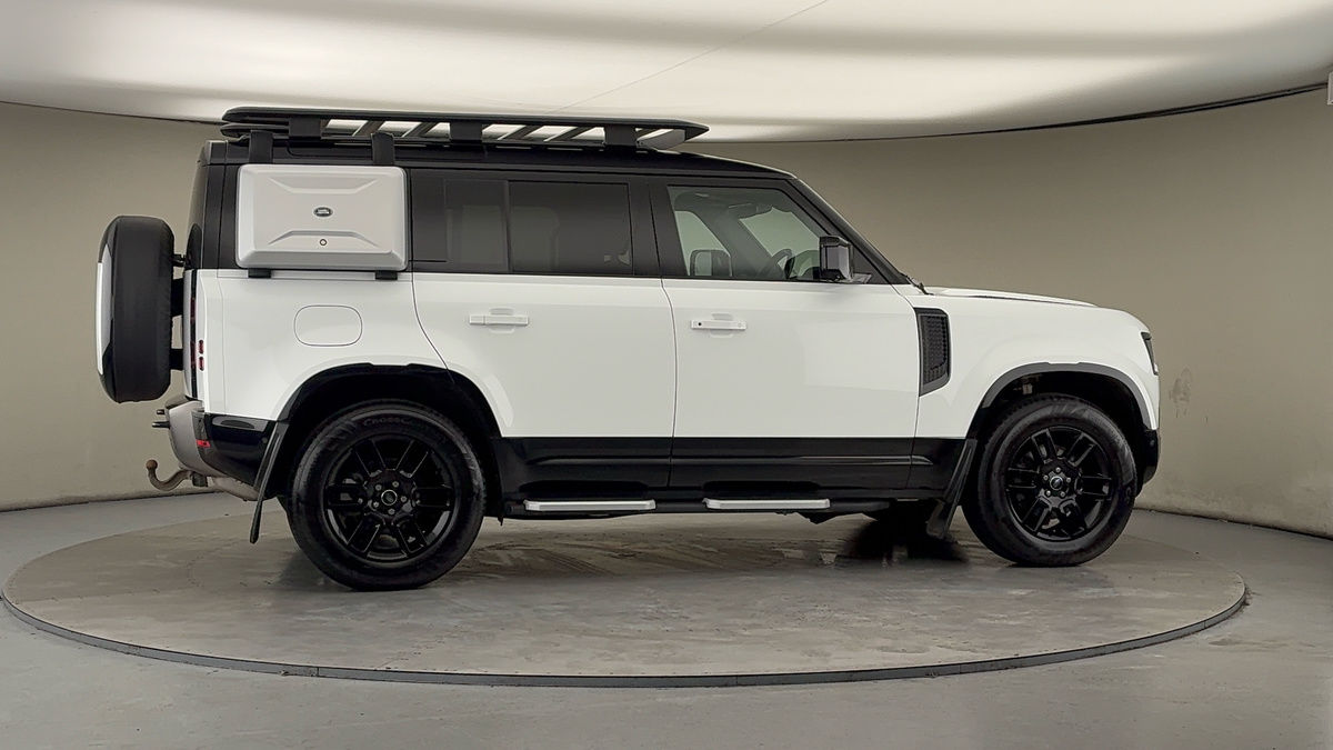 Used Land Rover Defender 110 2024 for sale - 77395046: Photo 38