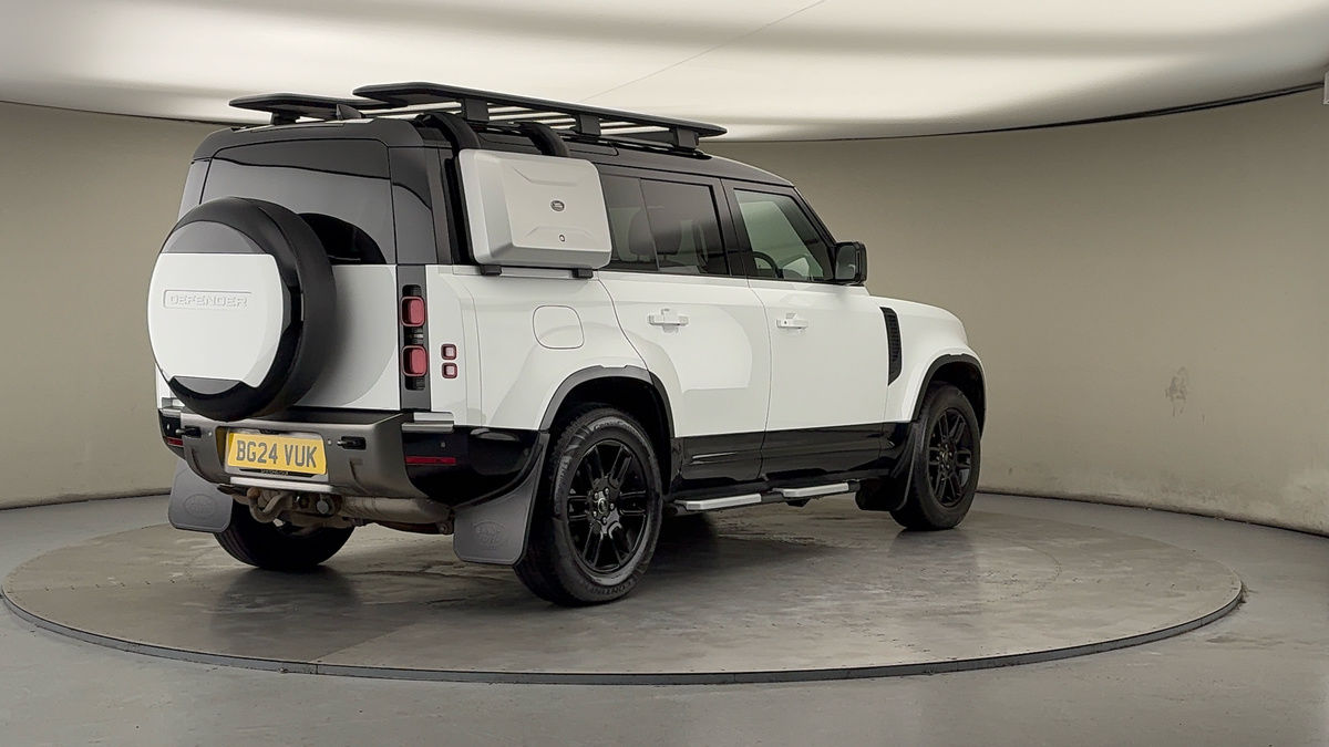 Used Land Rover Defender 110 2024 for sale - 77395046: Photo 40