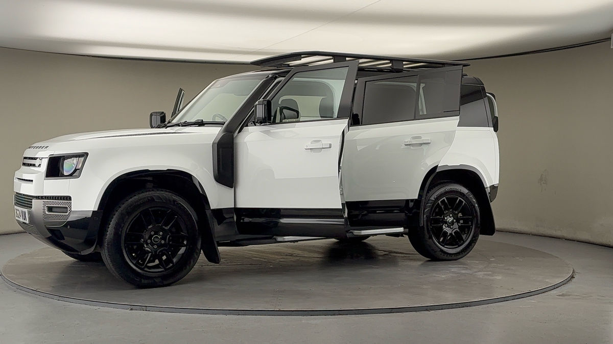 Used Land Rover Defender 110 2024 for sale - 77395046: Photo 49