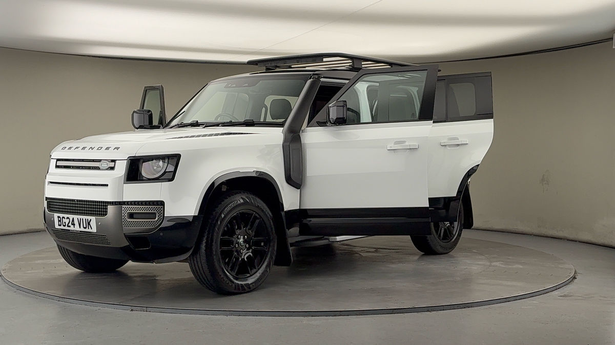 Used Land Rover Defender 110 2024 for sale - 77395046: Photo 50