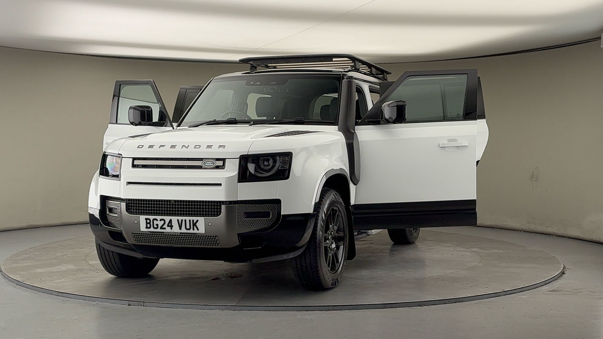 Used Land Rover Defender 110 2024 for sale - 77395046: Photo 51