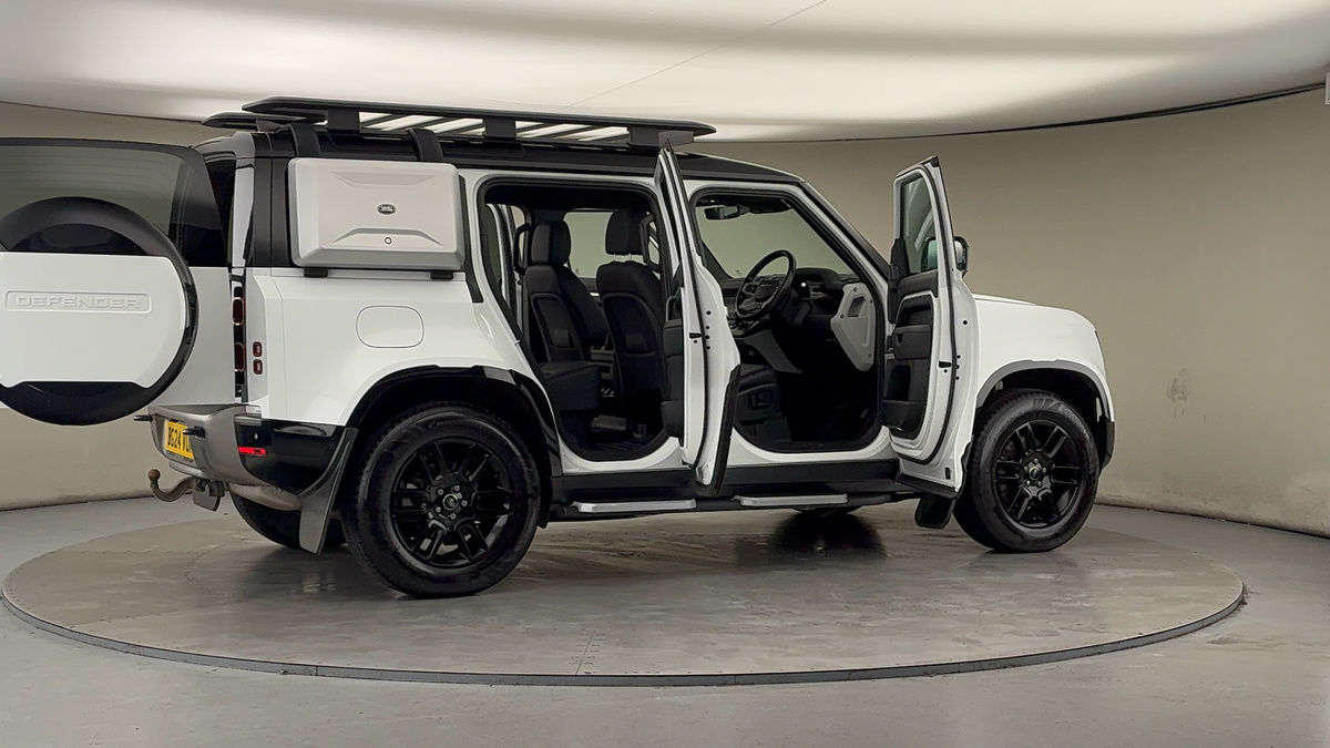 Used Land Rover Defender 110 2024 for sale - 77395046: Photo 58