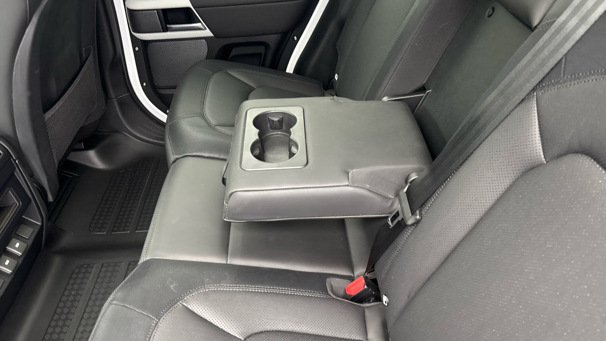 Used Land Rover Defender 110 2024 for sale - 77395046: Photo 9