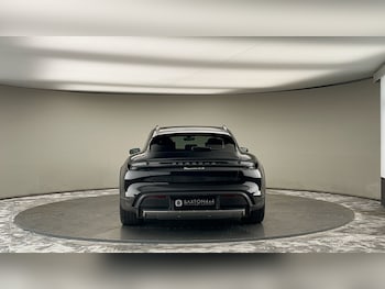 Used Porsche Taycan 2023 for sale - 75704593: Photo