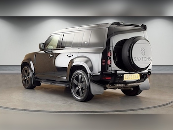 Used Land Rover Defender 2023 for sale - 78632797: Photo