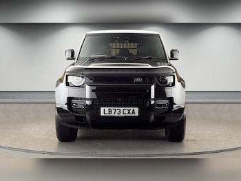 Used Land Rover Defender 2023 for sale - 78632797: Photo