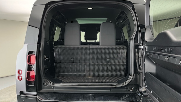 Used Land Rover Defender 110 2024 for sale - 75833395: Photo 11