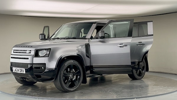 Used Land Rover Defender 110 2024 for sale - 75833395: Photo 22