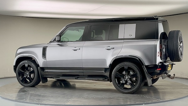 Used Land Rover Defender 110 2024 for sale - 75833395: Photo 27