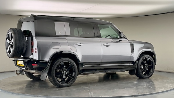 Used Land Rover Defender 110 2024 for sale - 75833395: Photo 39