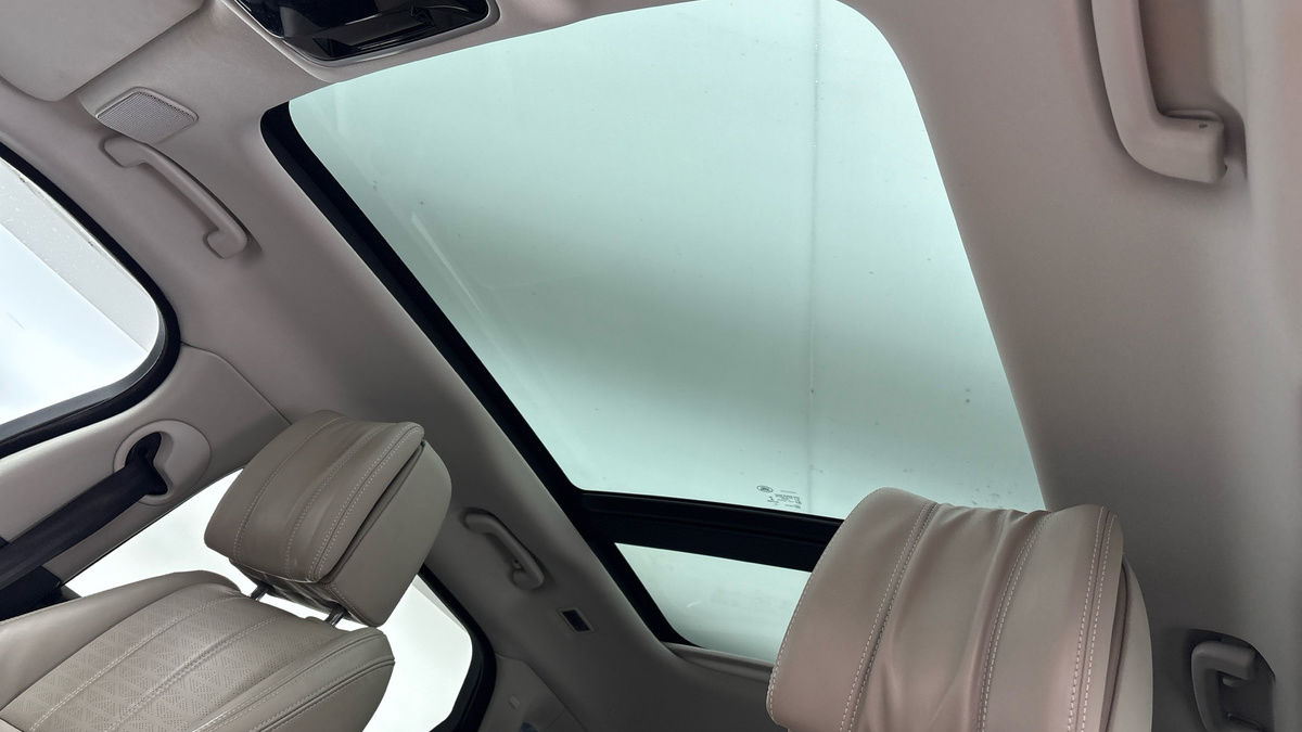 Used Land Rover Range Rover Velar 2022 for sale - 76798983: Photo 6