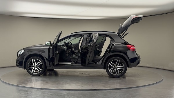 Used Mercedes-Benz GLA 2019 for sale - 76185931: Photo 46
