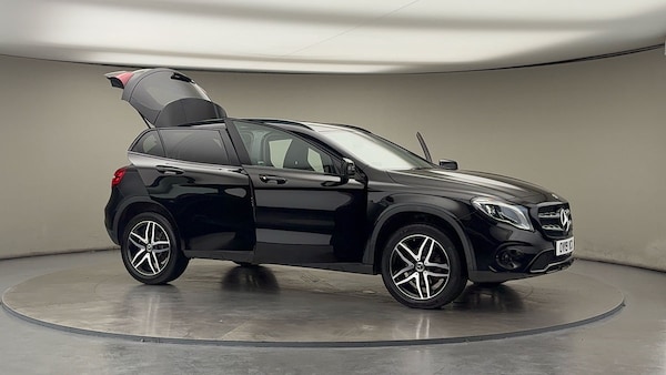 Used Mercedes-Benz GLA 2019 for sale - 76185931: Photo 54