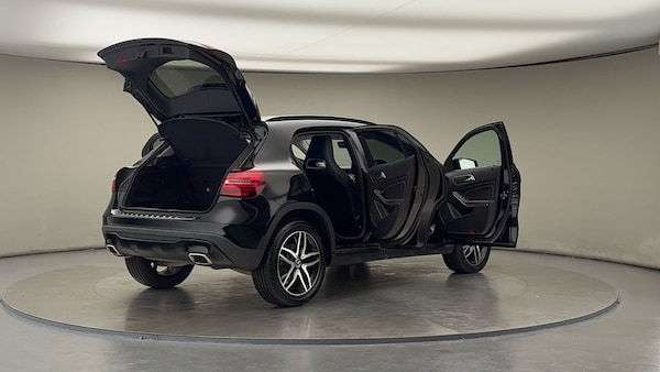 Used Mercedes-Benz GLA 2019 for sale - 76185931: Photo 58
