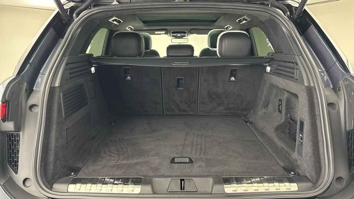 Used Land Rover Range Rover Sport 2024 for sale - 77154142: Photo 11