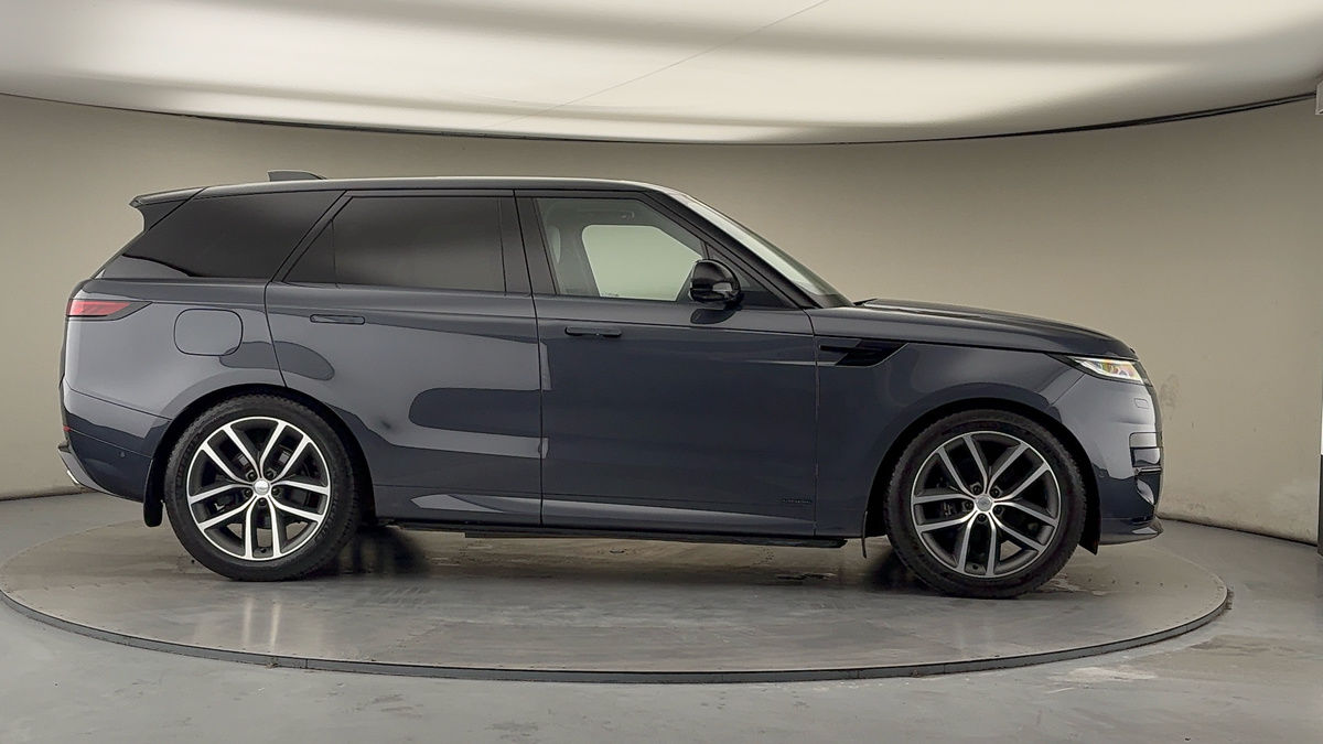 Used Land Rover Range Rover Sport 2024 for sale - 77154142: Photo 16
