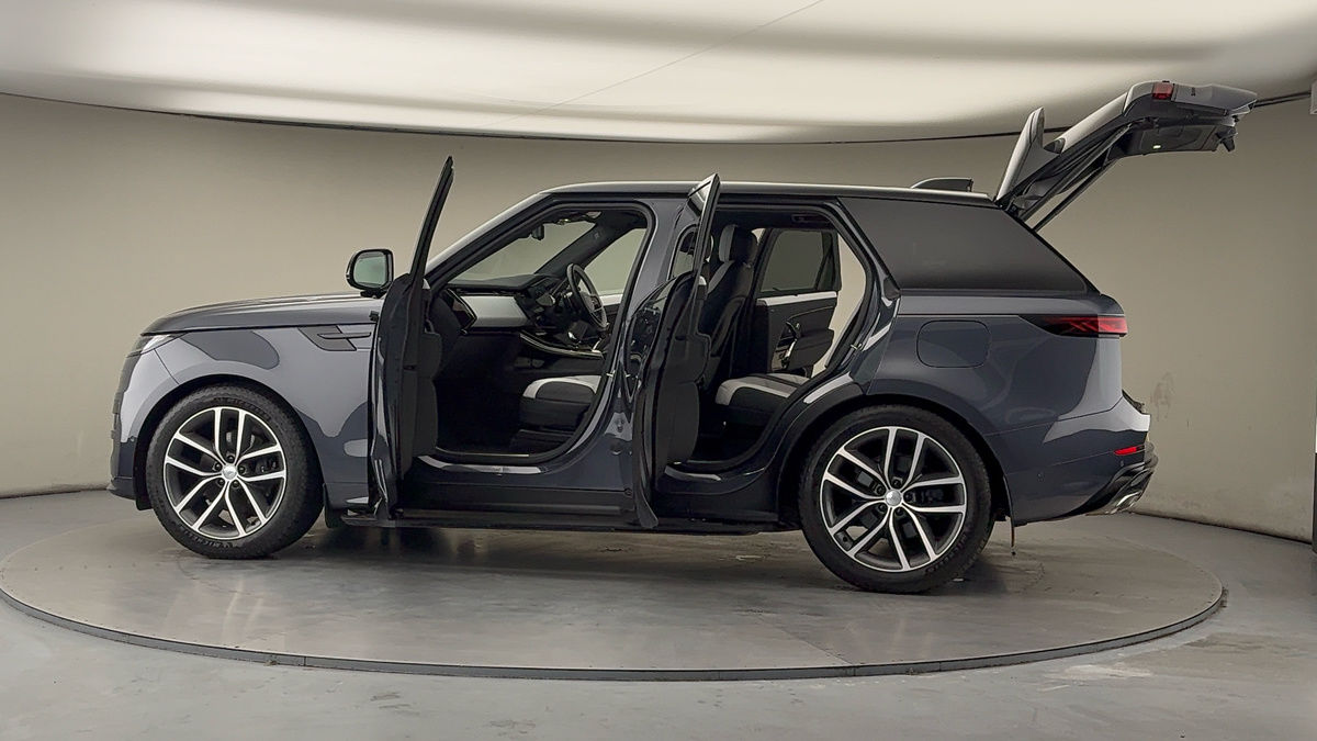 Used Land Rover Range Rover Sport 2024 for sale - 77154142: Photo 46