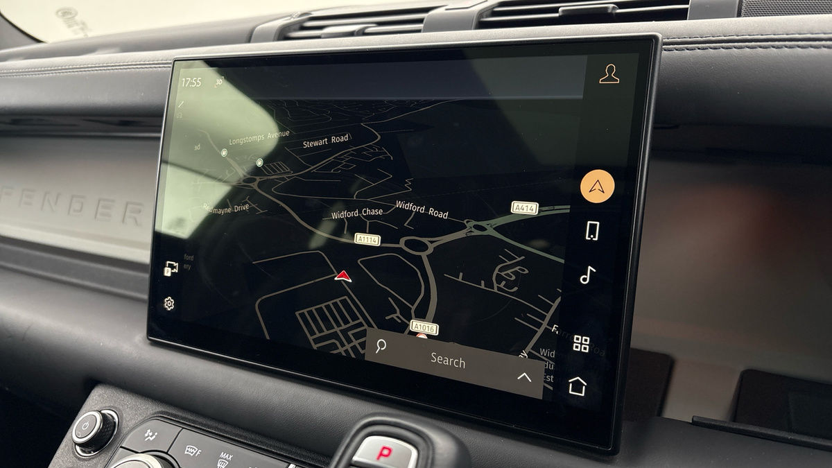 Used Land Rover Defender 2024 for sale - 77937576: Photo 17