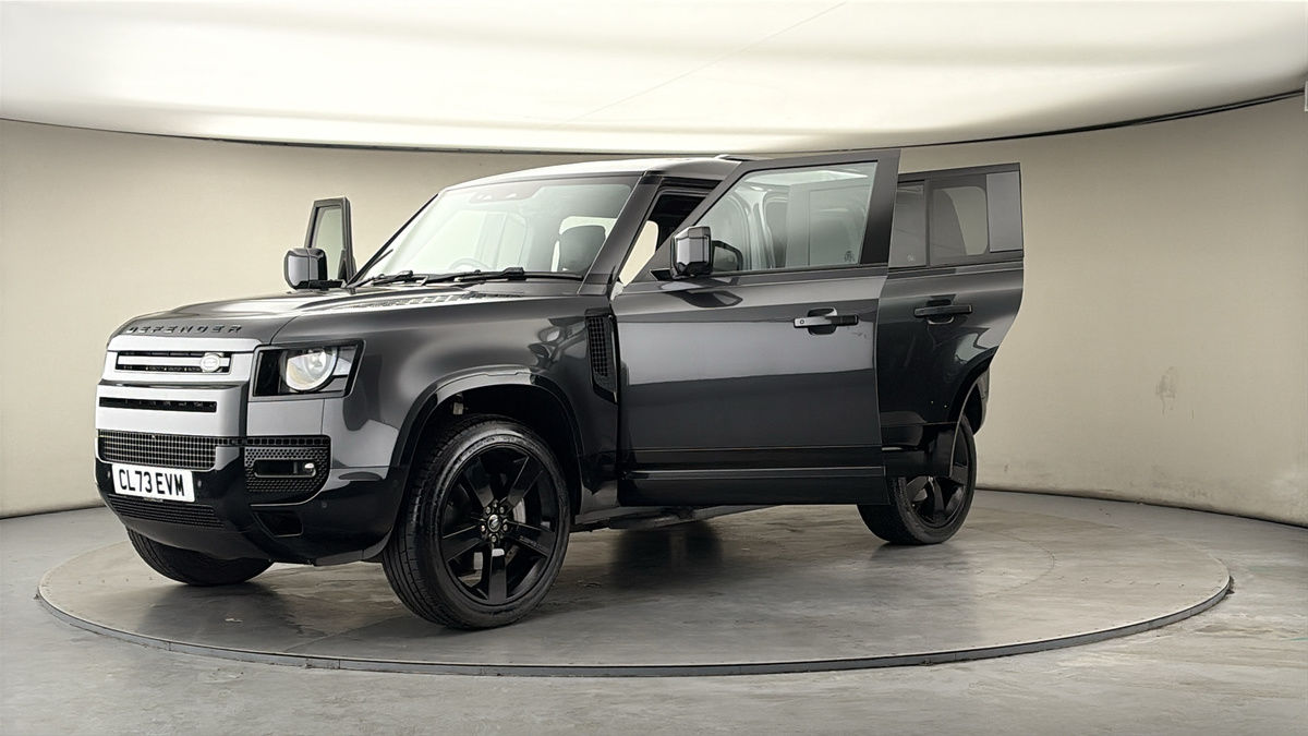 Used Land Rover Defender 2024 for sale - 77937576: Photo 22