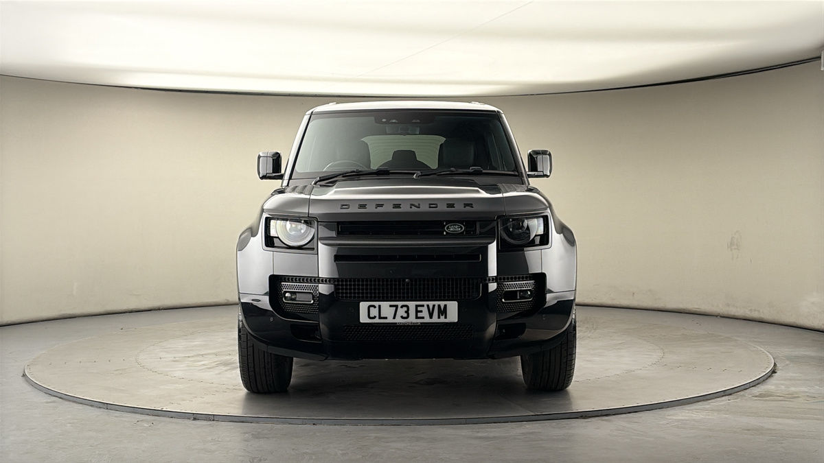Used Land Rover Defender 2024 for sale - 77937576: Photo 3