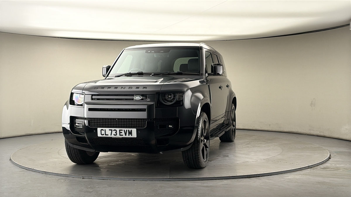 Used Land Rover Defender 2024 for sale - 77937576: Photo 32