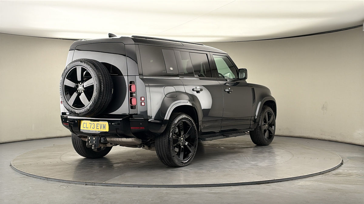 Used Land Rover Defender 2024 for sale - 77937576: Photo 40