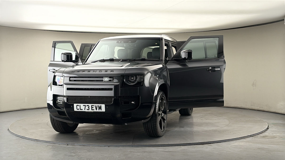 Used Land Rover Defender 2024 for sale - 77937576: Photo 51