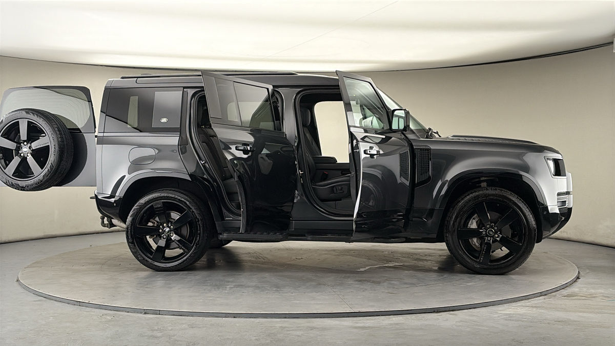 Used Land Rover Defender 2024 for sale - 77937576: Photo 56