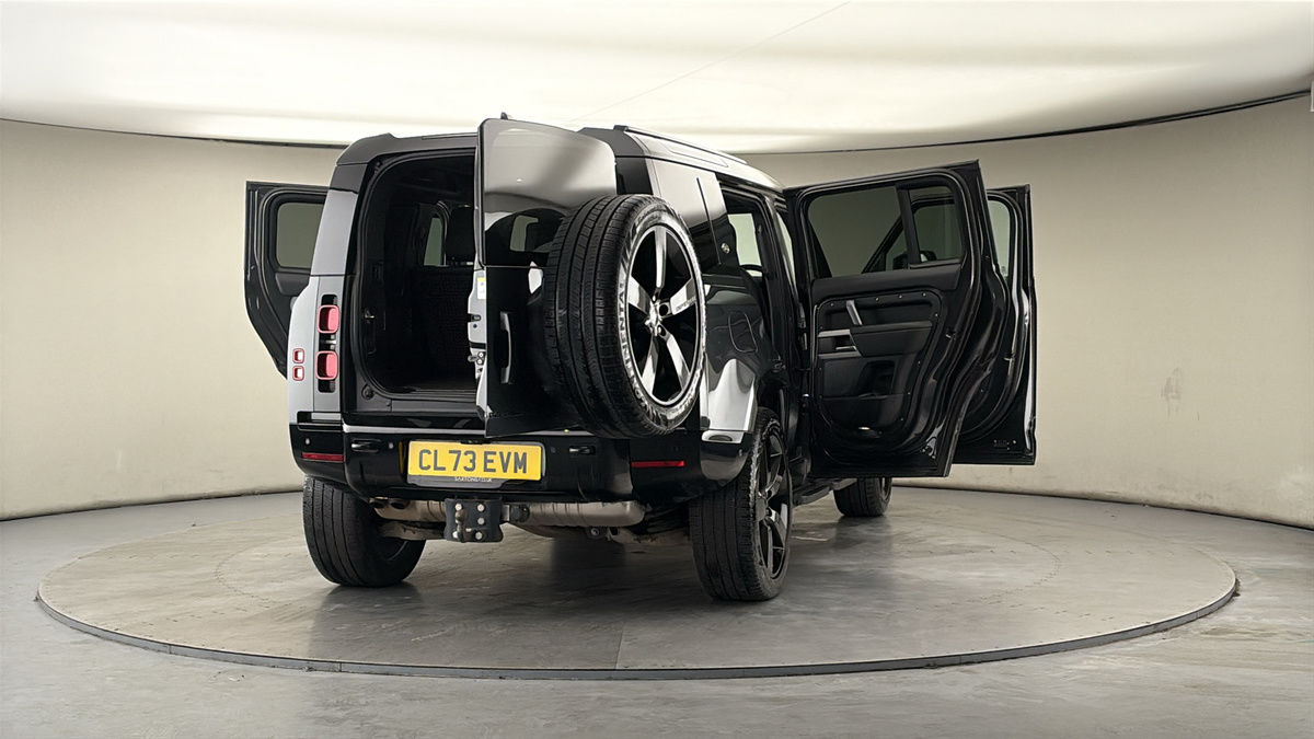 Used Land Rover Defender 2024 for sale - 77937576: Photo 60