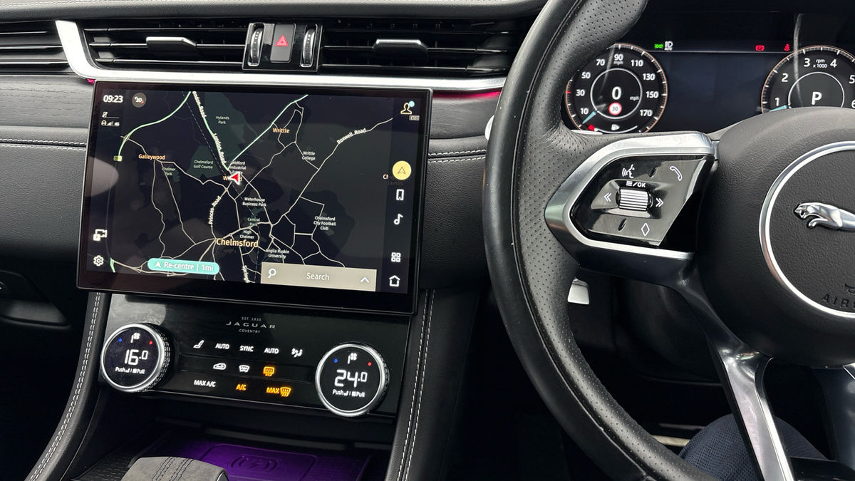 Used Jaguar F-Pace 2022 for sale - 76536434: Photo 13