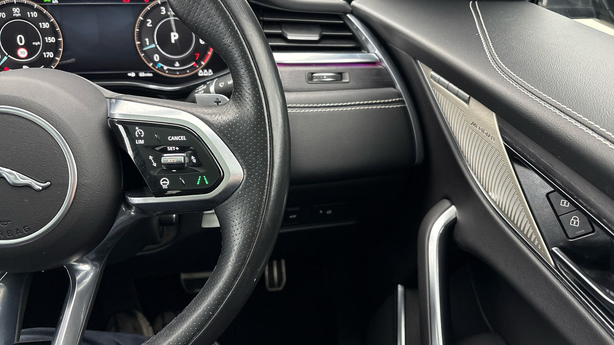 Used Jaguar F-Pace 2022 for sale - 76536434: Photo 14